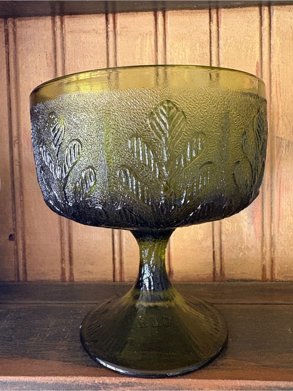 VTG 1978 FTD Avocado Green Glass Pedestal Compote Bowl Oak Leaf